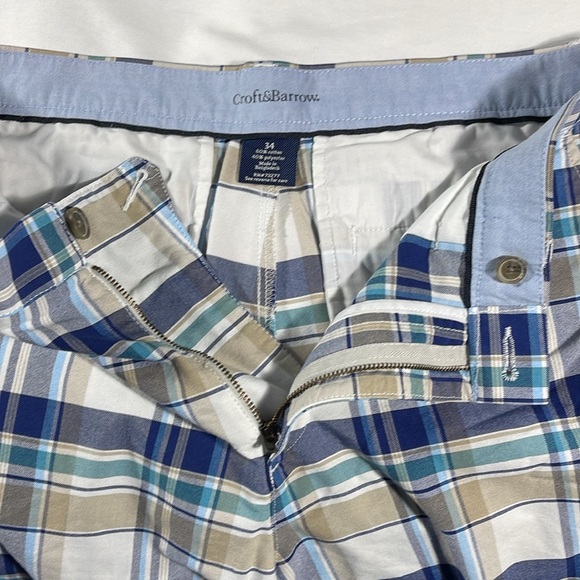 Croft & Barrow mens multicolor plaid flat front 9" Bermuda shorts - size 34 - Picture 4 of 9